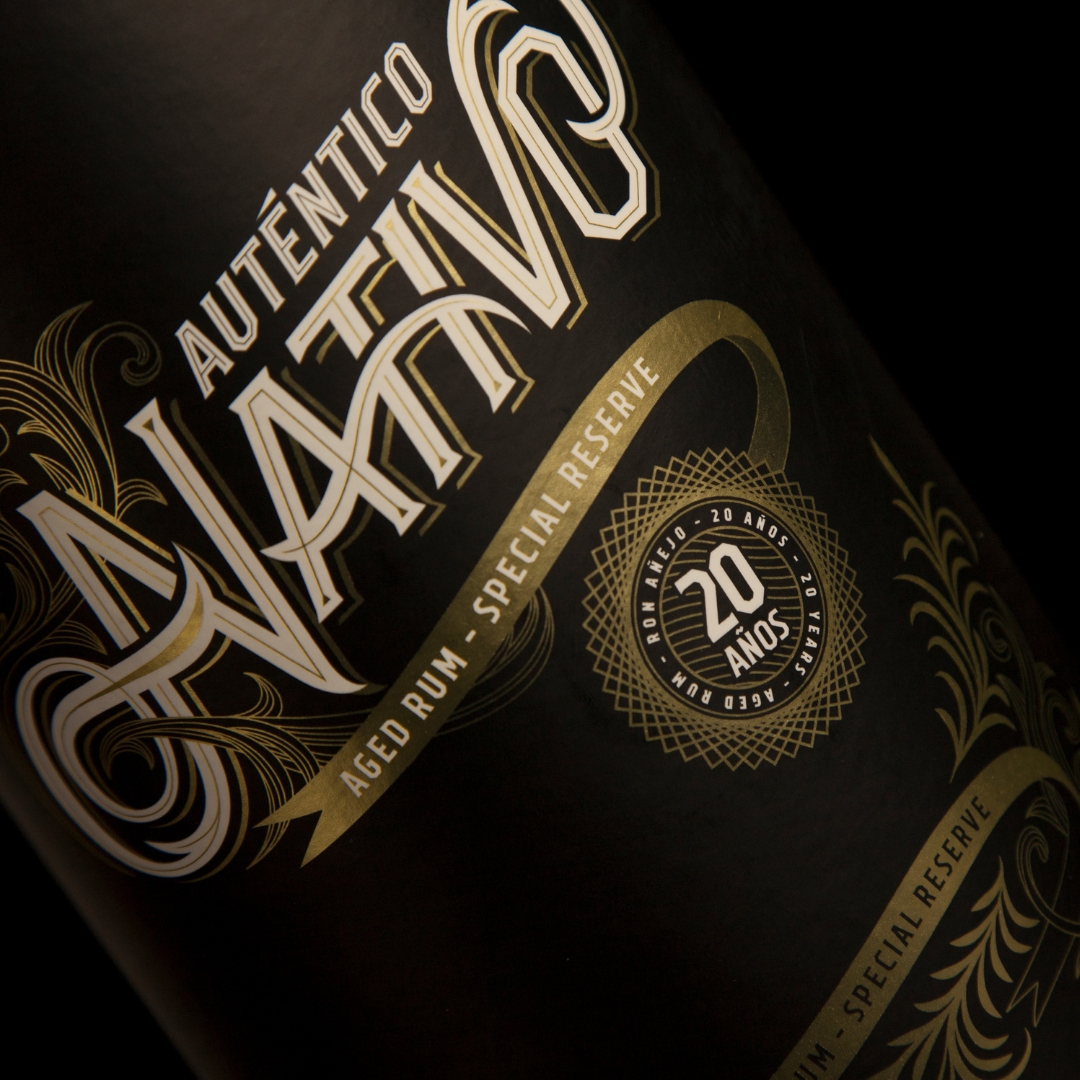 Auténtico Nativo 20 anni rum invecchiato 20 anni