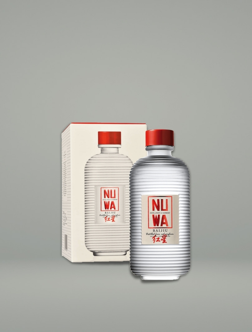 Anthology by Mavolo Nuwa Baijiu distillato di sorgo