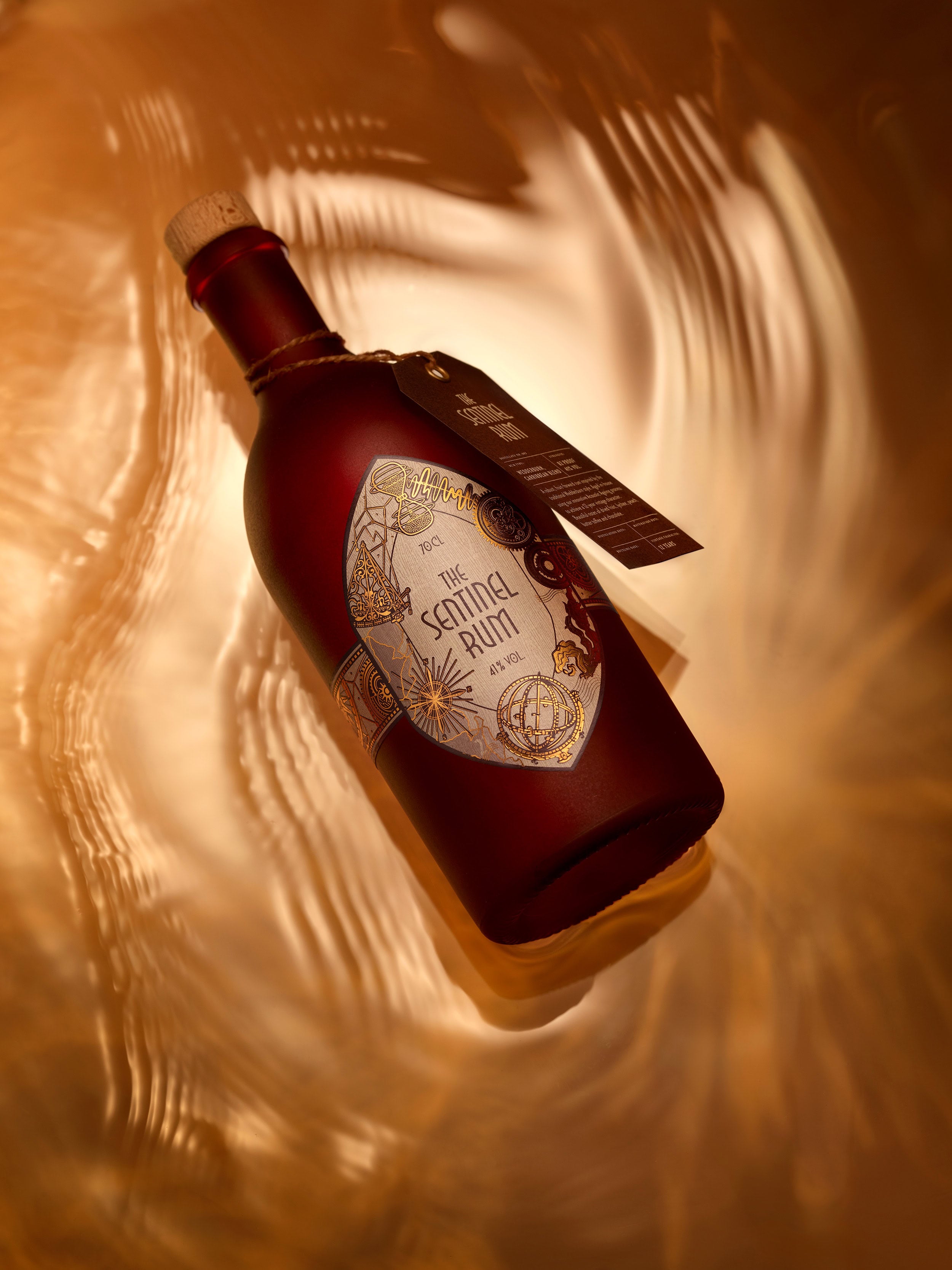 The Illusionist Sentinel Glass Bundle rum 70 cl + 2 bicchieri