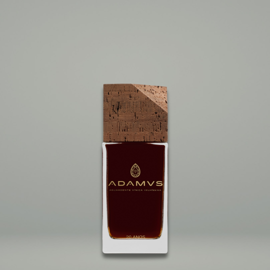 Anthology by Mavolo Aguardente Vínica 20 Anni Acquavite