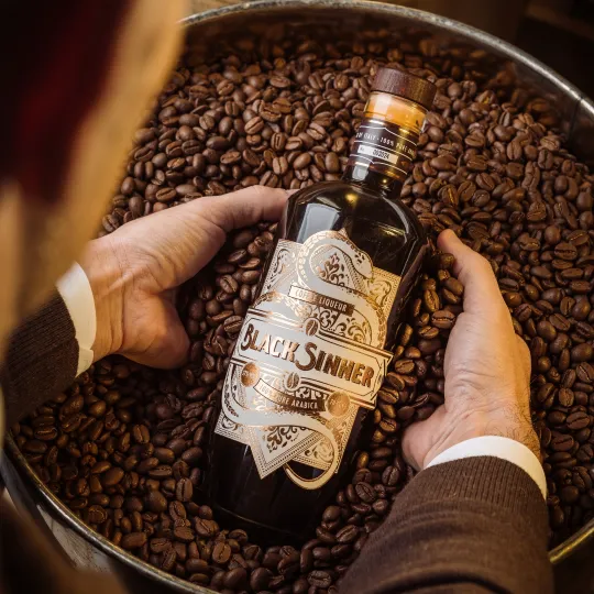 Anthology by Mavolo Black Sinner Liquore al Caffè