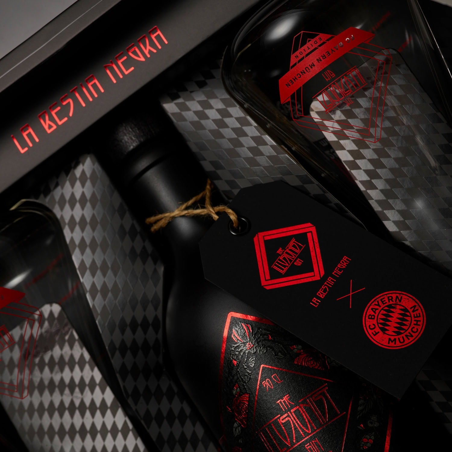 The Illusionist Bestia Negra Gift Set Gin 500 ml + 2 Beute